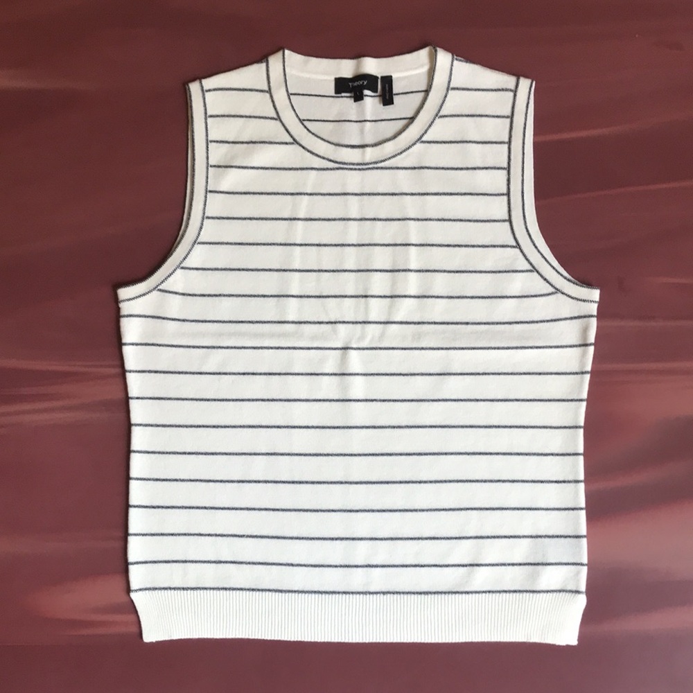 Theory Sleeveless Sweater, size L